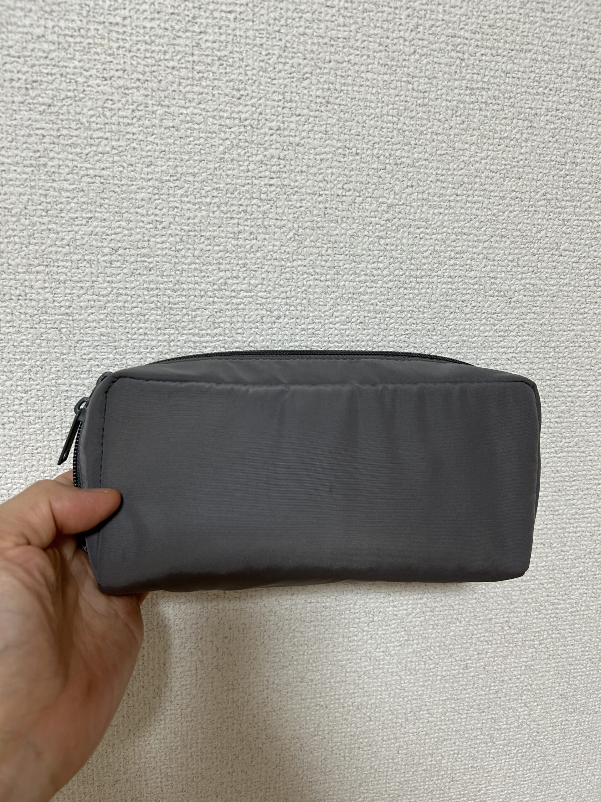 ガジェットポーチ外観