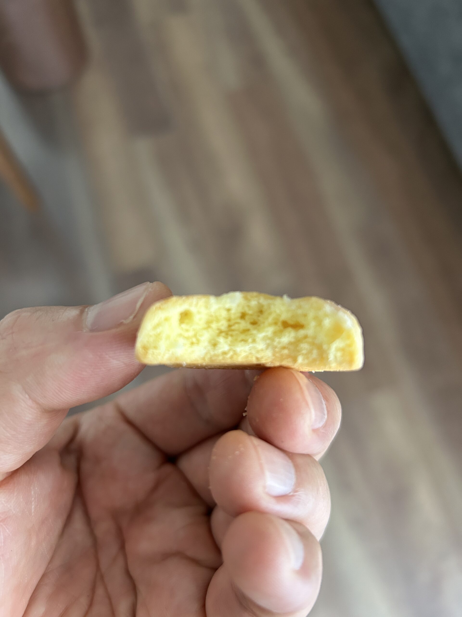 メロンパン風ビスケット実食